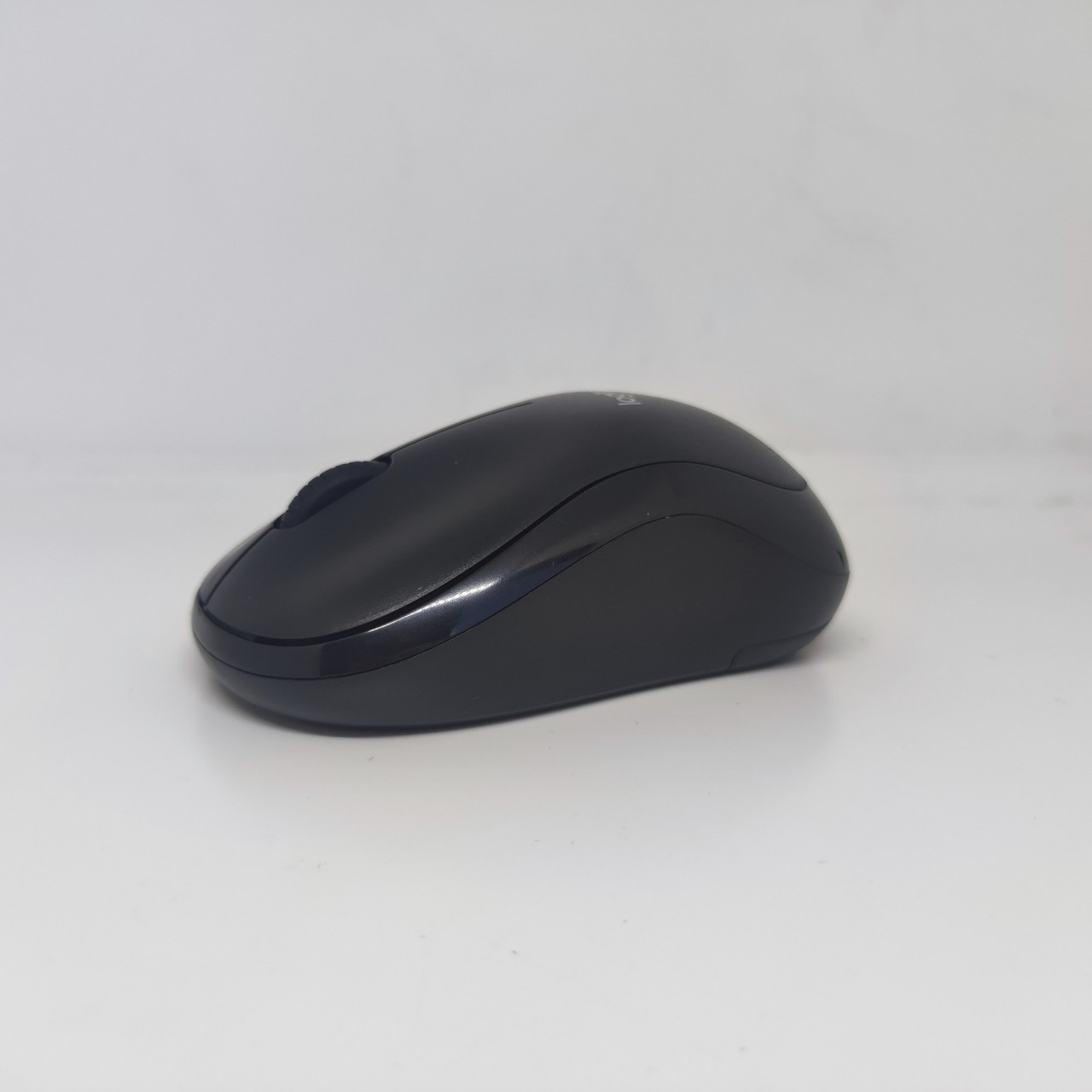 Chuột Không Dây Logitech M220 Không Tiếng Động