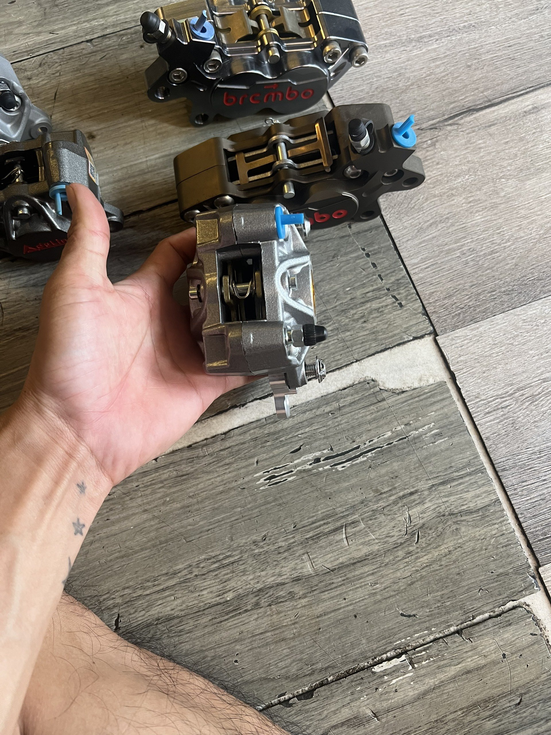 HEO 81 PHÂY 2 PISS PASS NHÔM CNC.