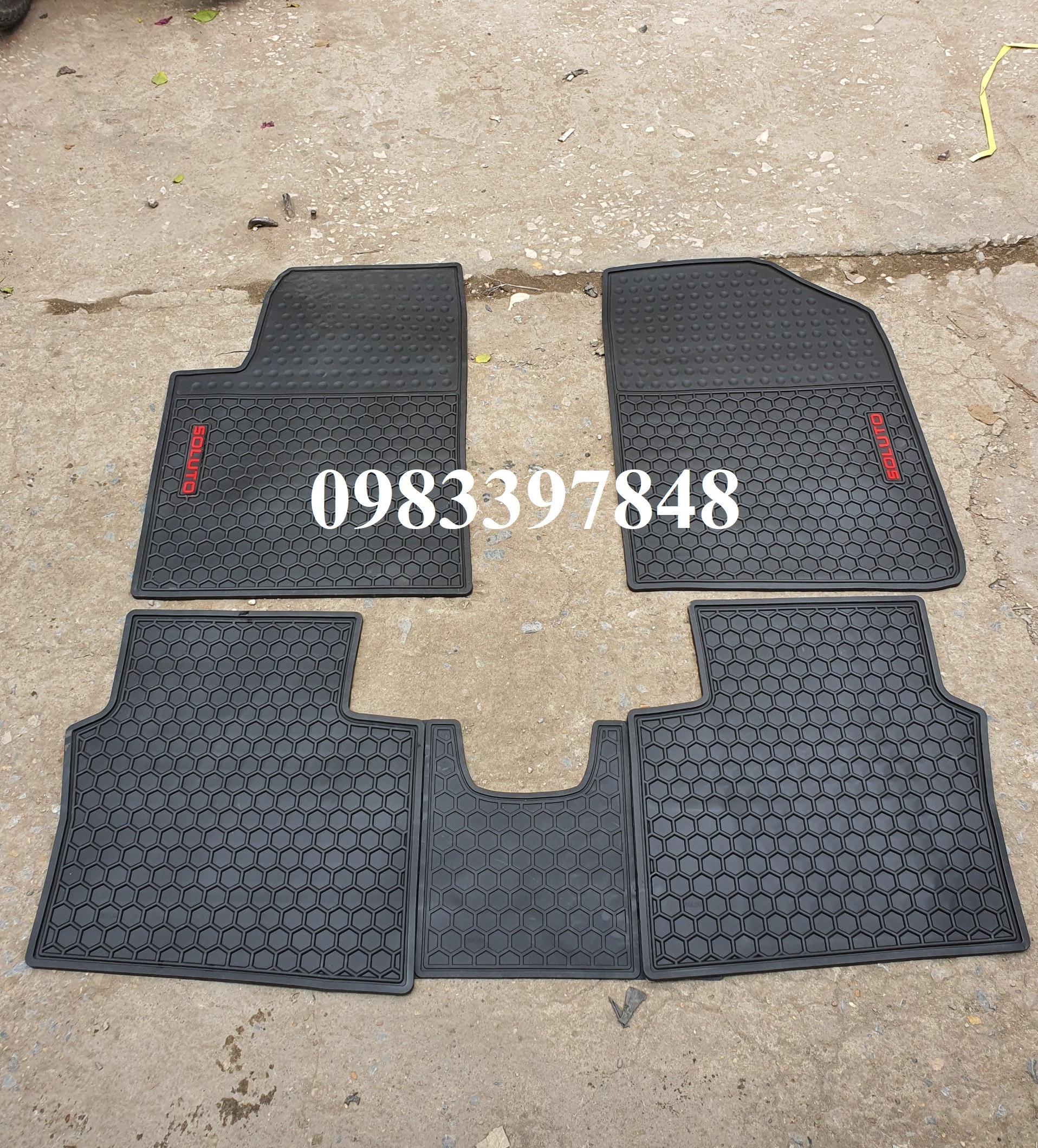 Thảm trải sàn trong xe KIA Soluto