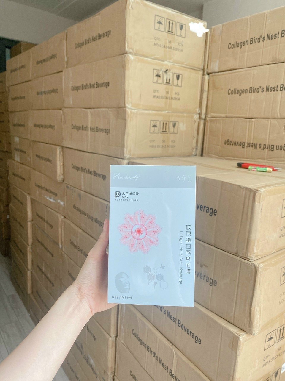hộp 10 miếng 𝑴𝑨̣̆𝑻 𝑵𝑨̣ 𝑪𝑶𝑳𝑳𝑨𝑮𝑬𝑵 𝒀𝑬̂́𝑵 - 𝑹𝑶𝑺𝑬𝑩𝑬𝑨𝑼𝑻𝒀