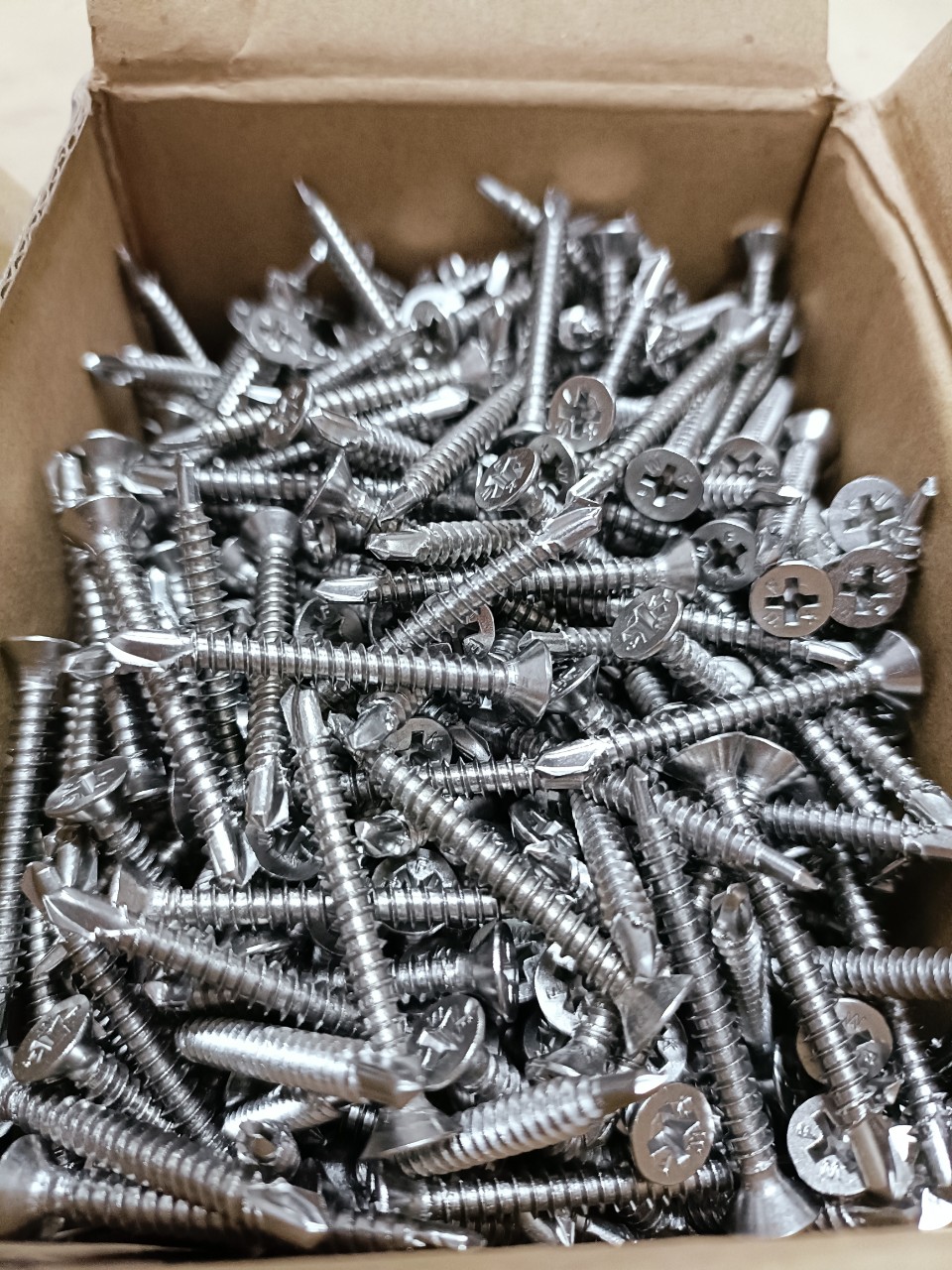 Vít đầu bằng tự khoan inox 401
