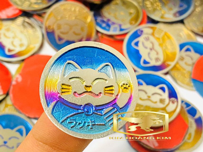 Tem TiTanium Mèo May Mắn gắn xe máy (100% Titan)