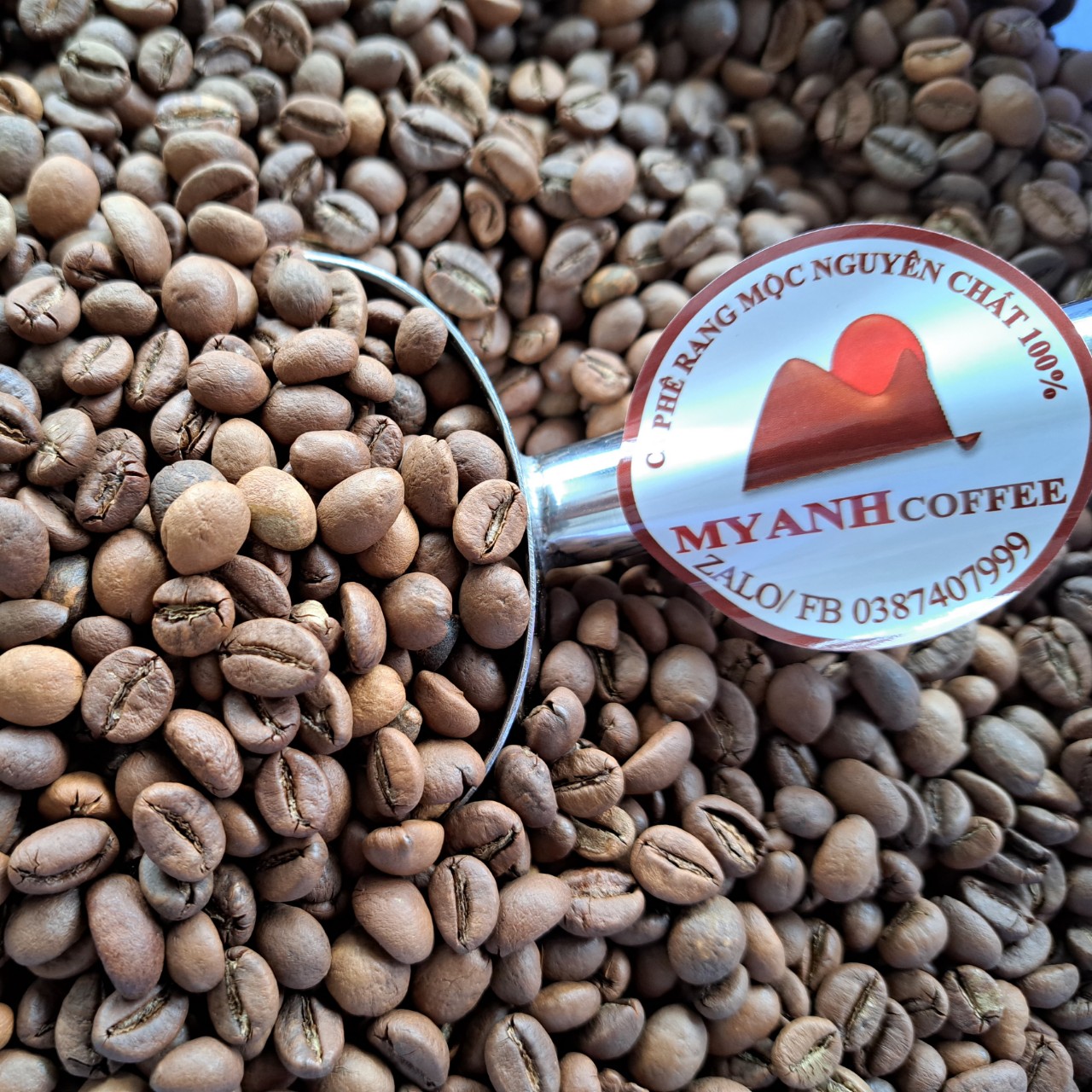 1 kilogram Robusta coffee ( LIGHT BROWN ) )
