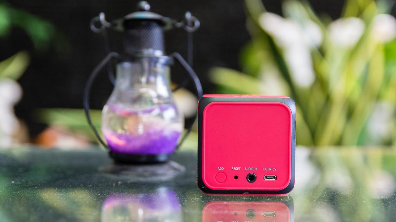loa di động Sony SRS-X11