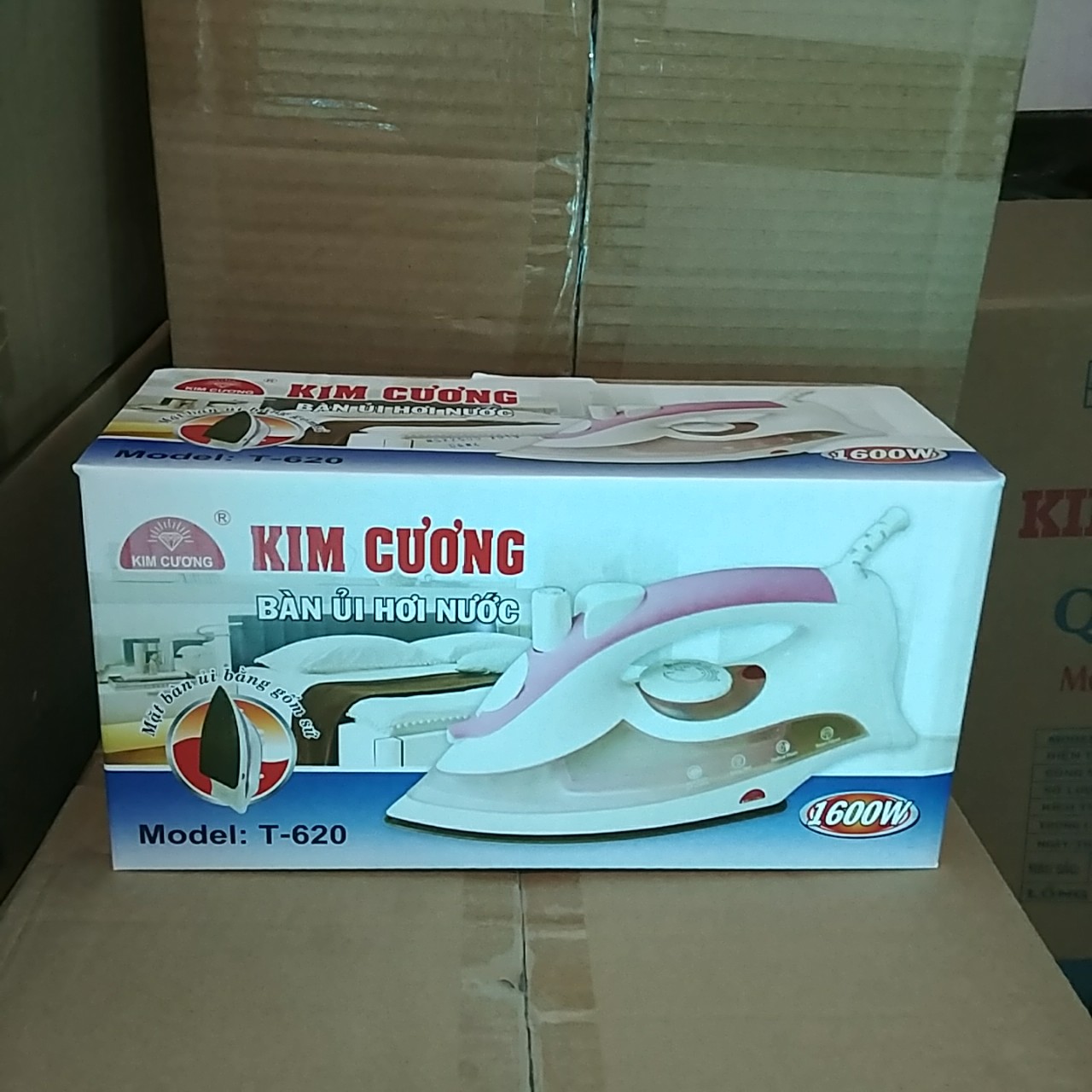 [HCM]Bàn ủi hơi nước kim cương T-620