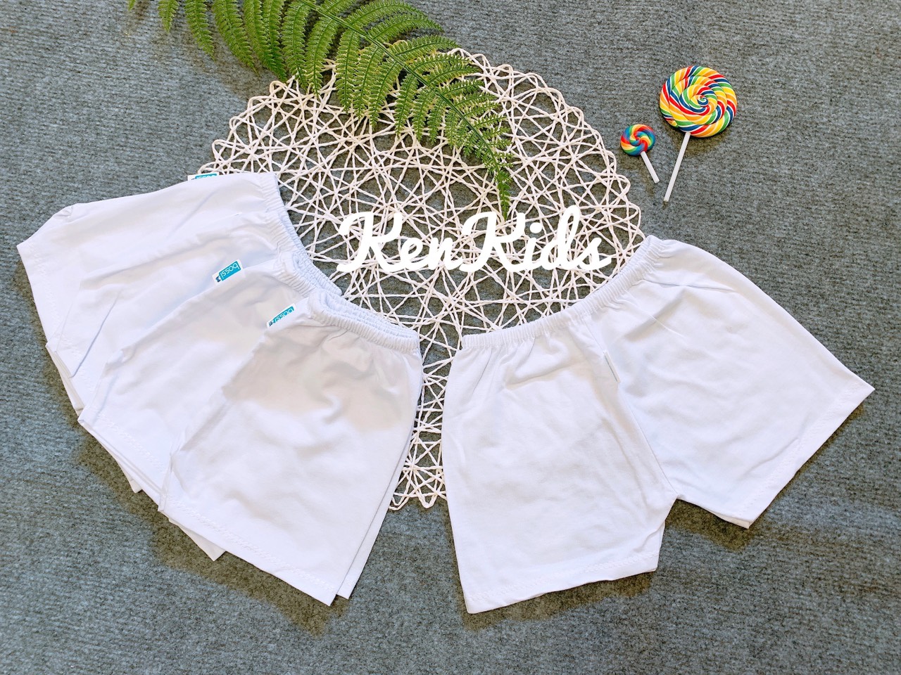 Quần đùi ngắn trắng thun cotton 100% cho bé - 1 cái