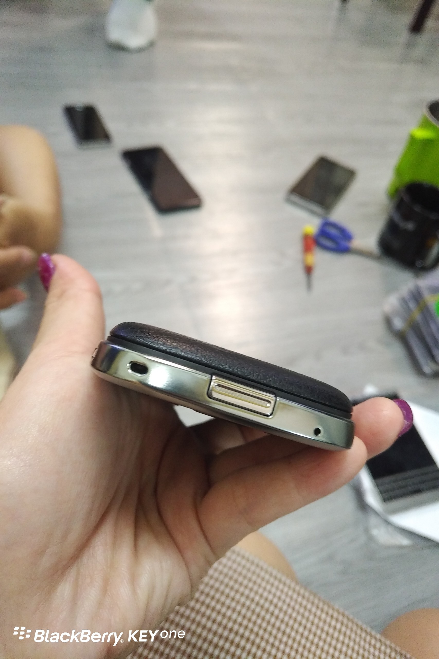 Điện thoại Blackberry 9000