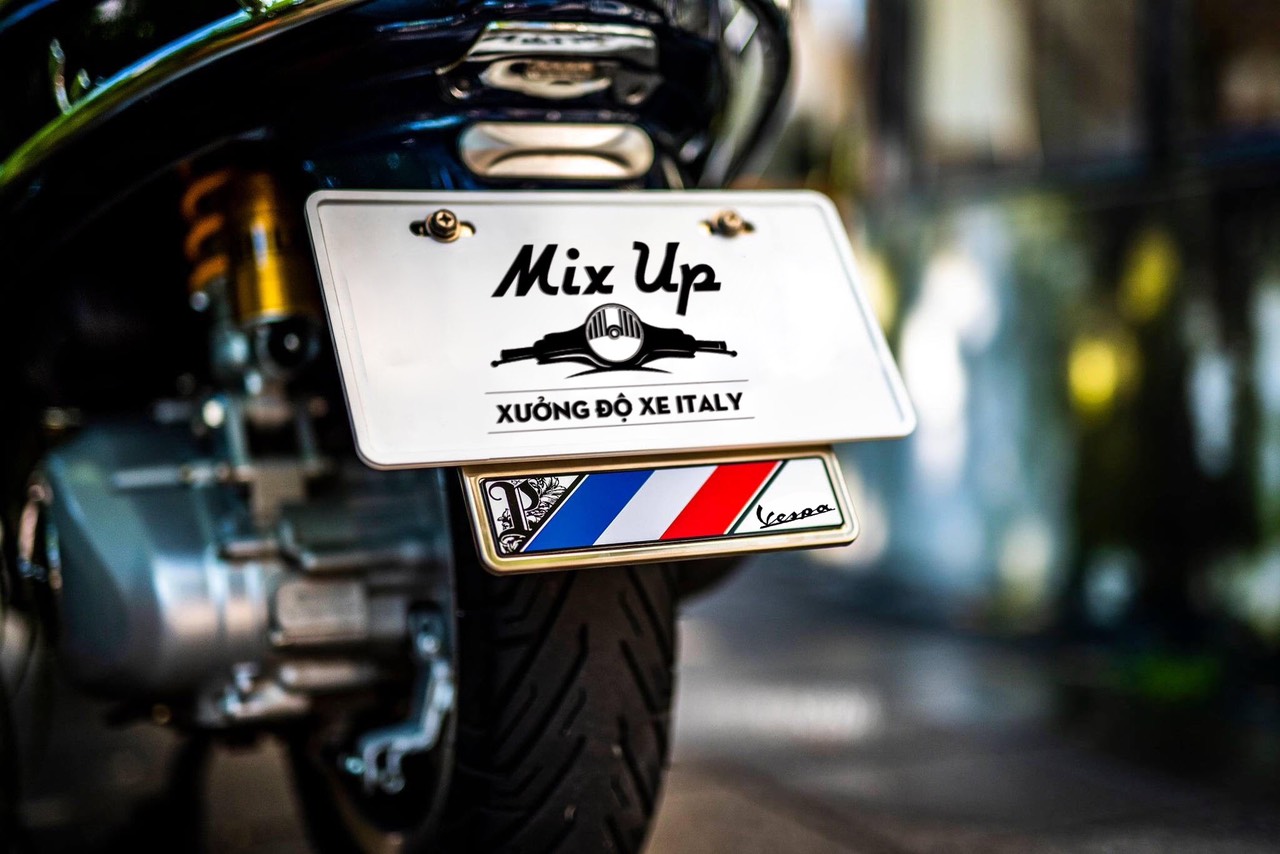 ĐẾ BIỂN SỐ VESPA