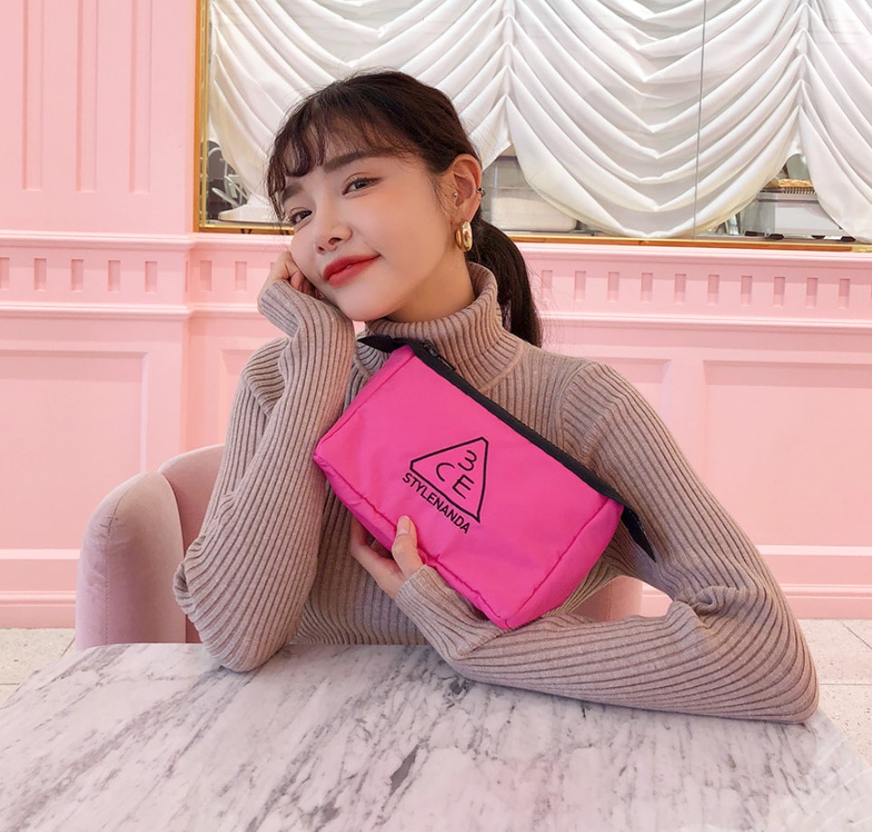 Túi đựng đồ trang điểm 3CE Pink Pouch