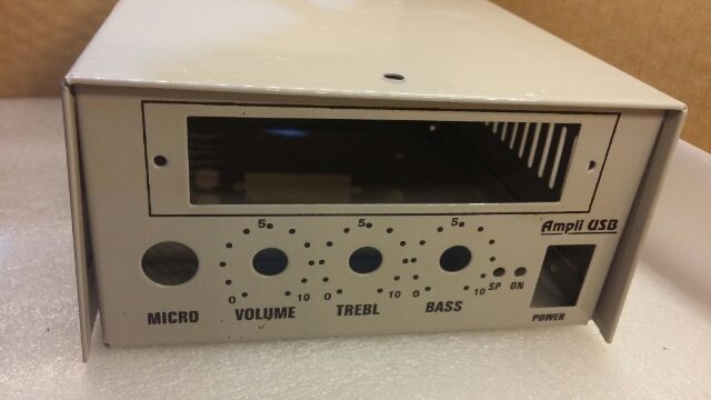 Vỏ Ampli Mini 12v Rao Hàng