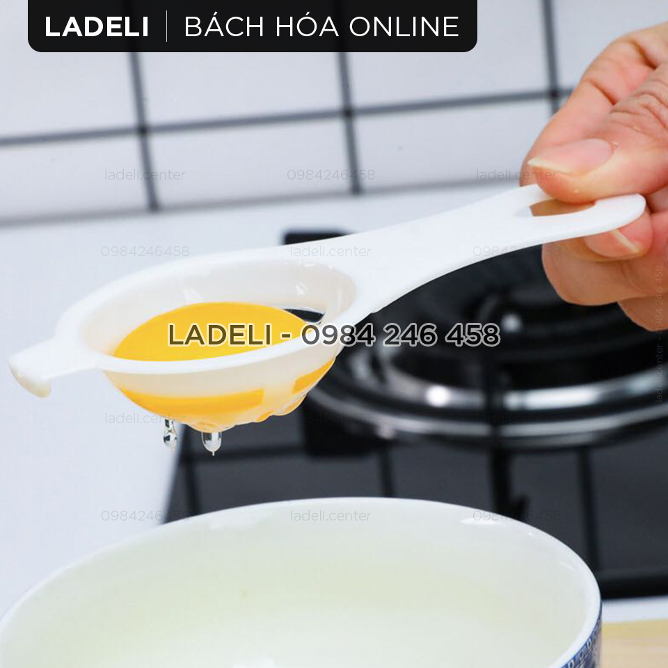 Dụng cụ tách lòng đỏ trứng gà