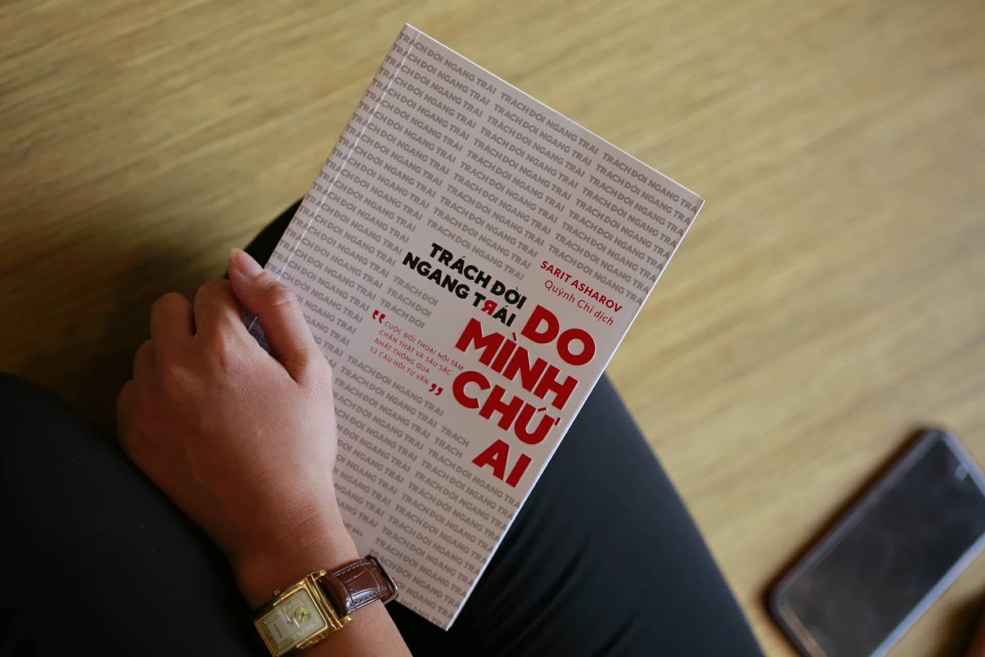 Trách Đời Ngang Trái? Do Mình Chứ Ai!
