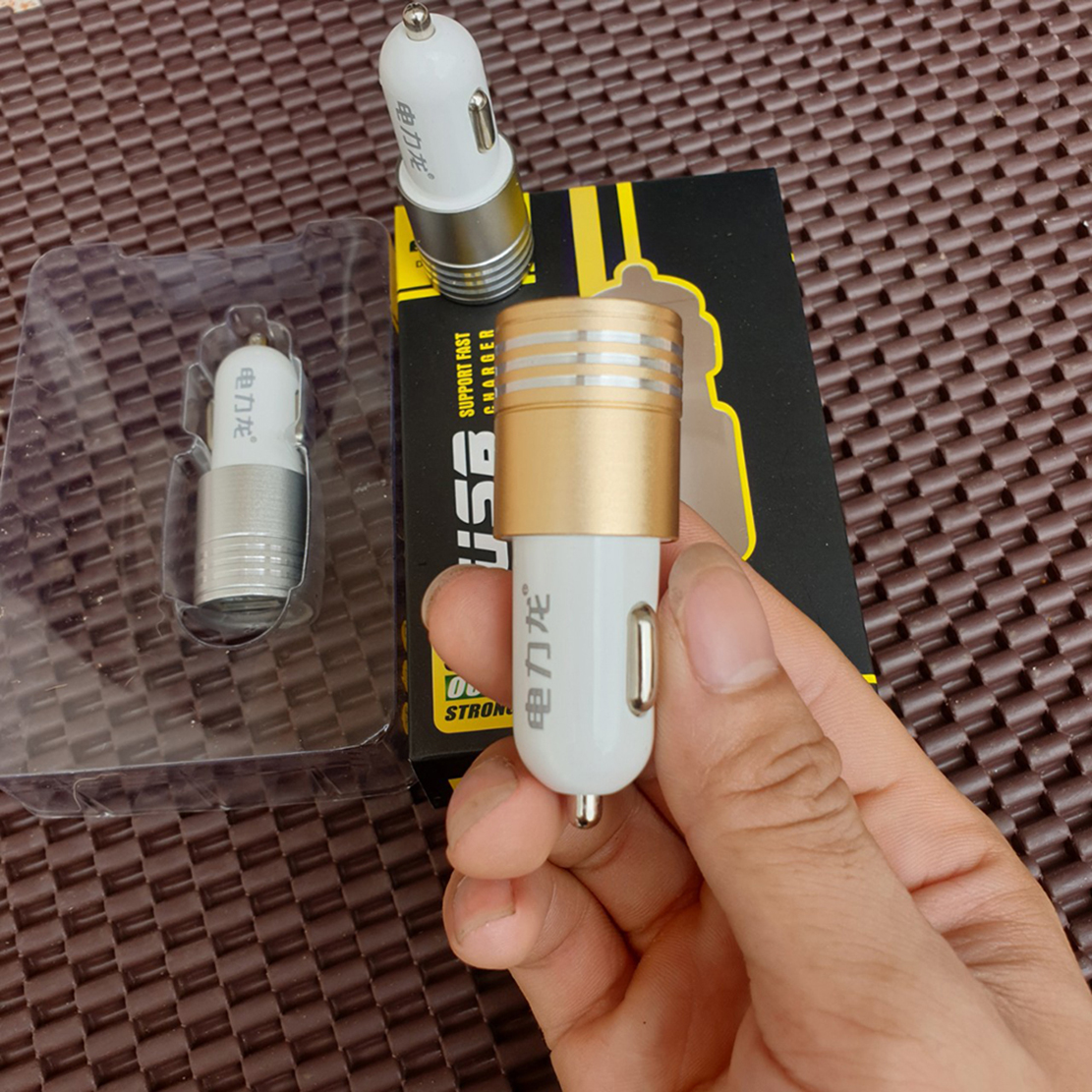 Tẩu sạc xe hơi 2 cổng USB 3.1A