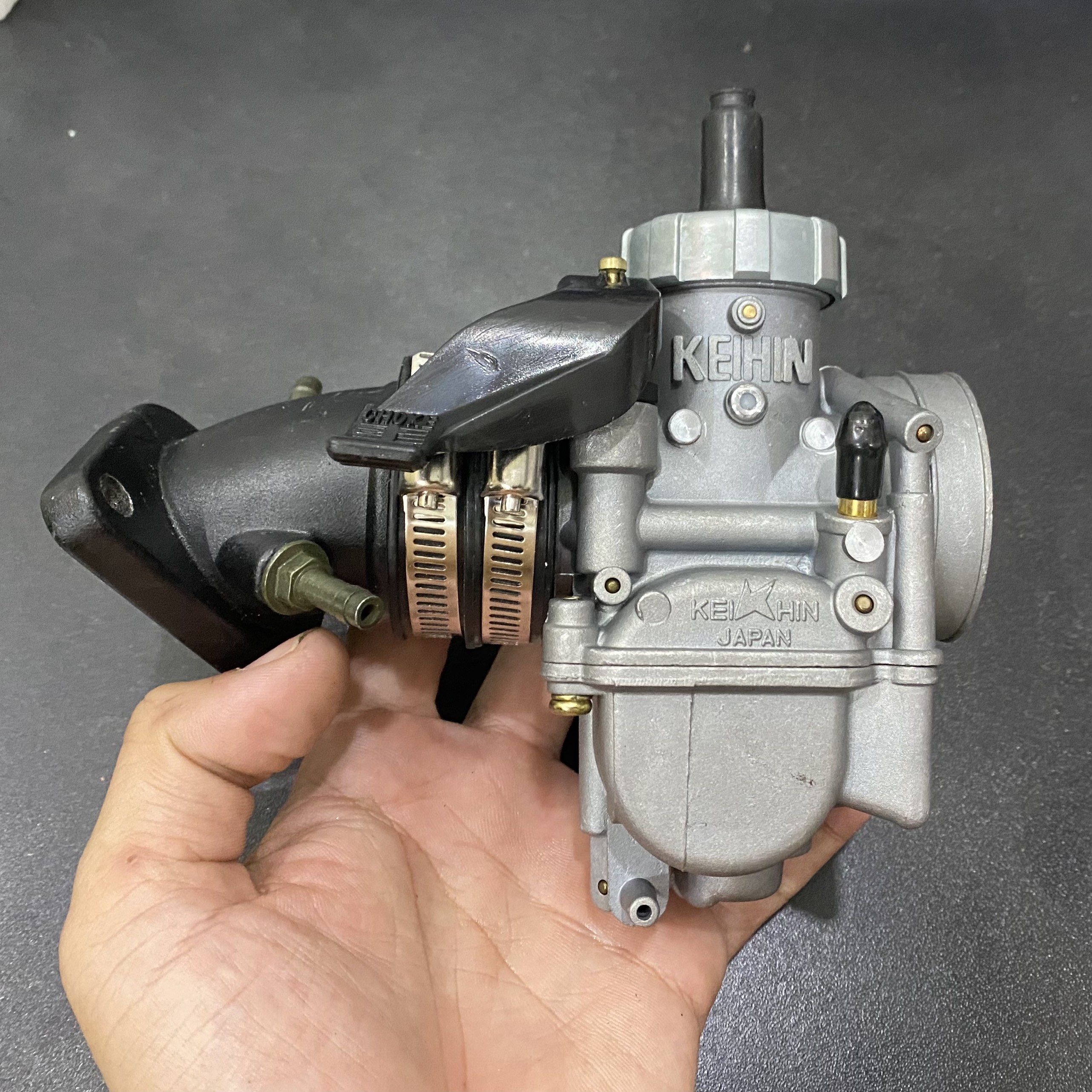 BỘ CHẾ HÒA KHÍ : LS 135 (HỌNG 26)