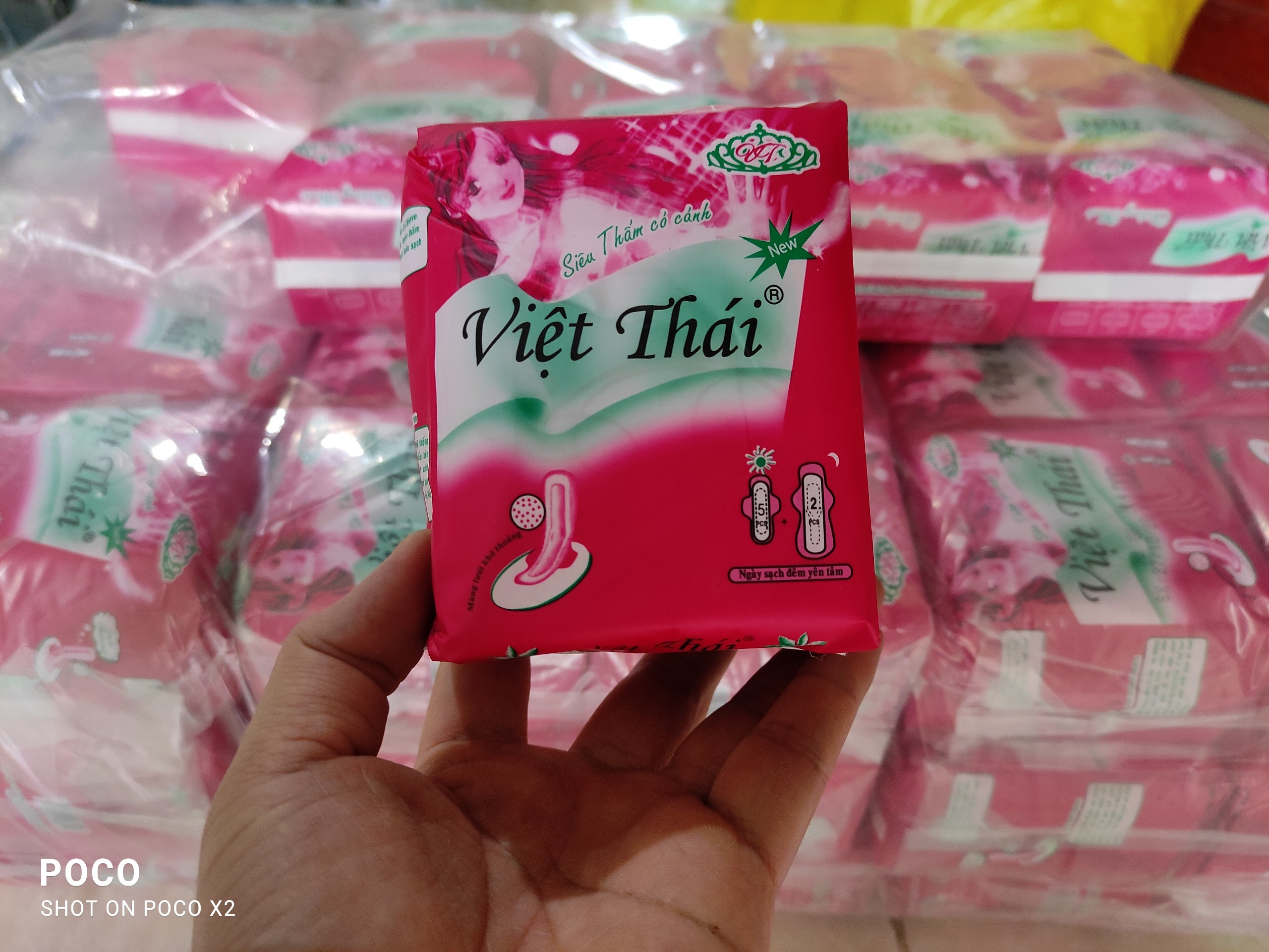 Combo 05 gói băng vệ sinh Việt Thái loại có cánh siêu thấm siêu mỏng siêu thoáng, băng vệ sinh việt thái, băng vệ sinh có cánh mẫu mới