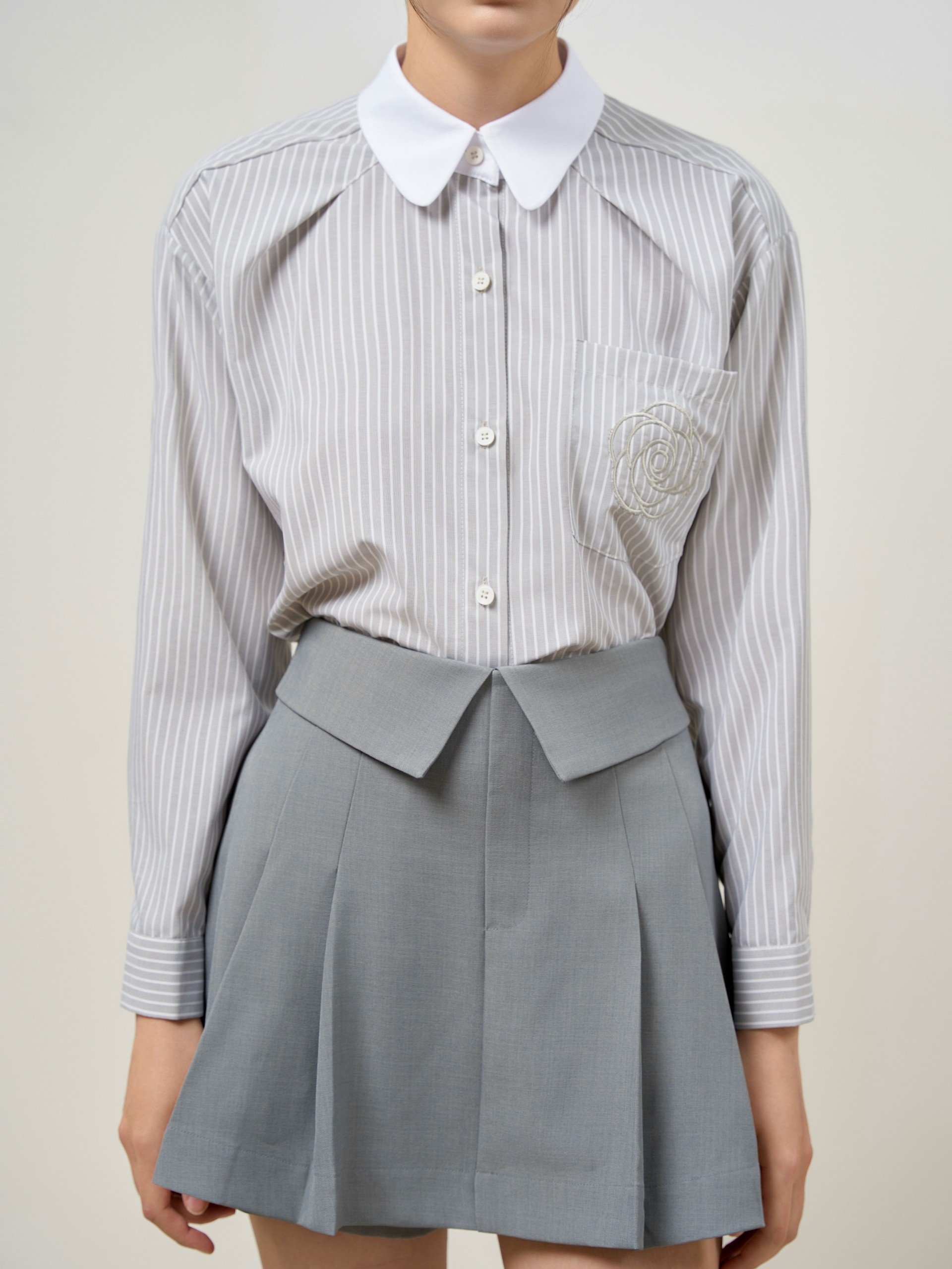 D.CHIC Quần váy xếp ly 2 bên MS: 481702