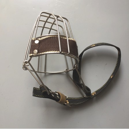 Rọ mõm inox cho chó sz trung