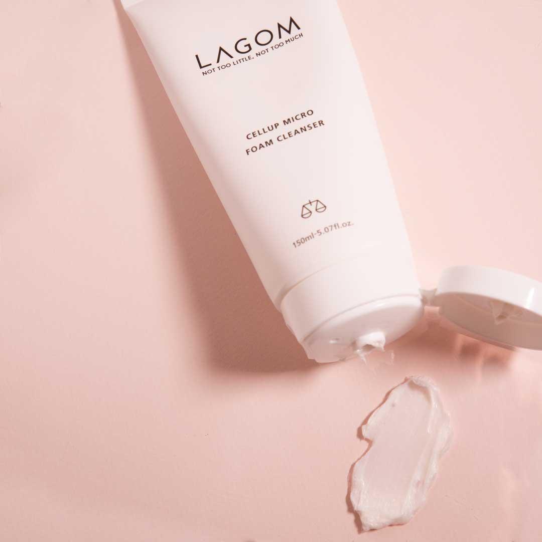 Sữa Rửa Mặt Tạo Bọt Lagom Cellup Micro Foam Cleanser (30ml) - HSD: 20/10/2022