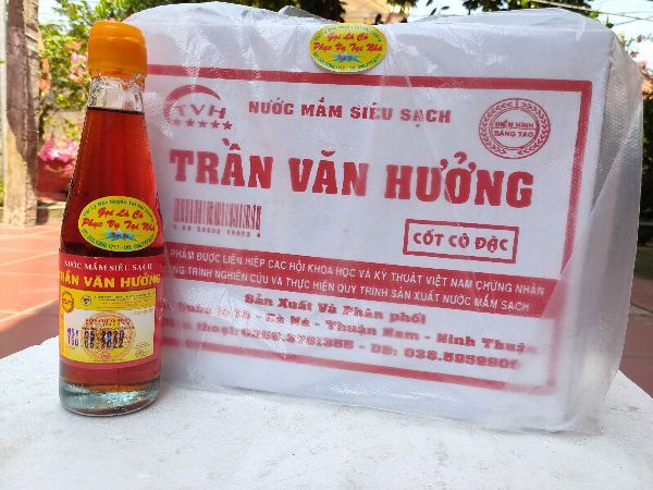 Nước mắm Trần Văn Hưởng 10 chai 250ml