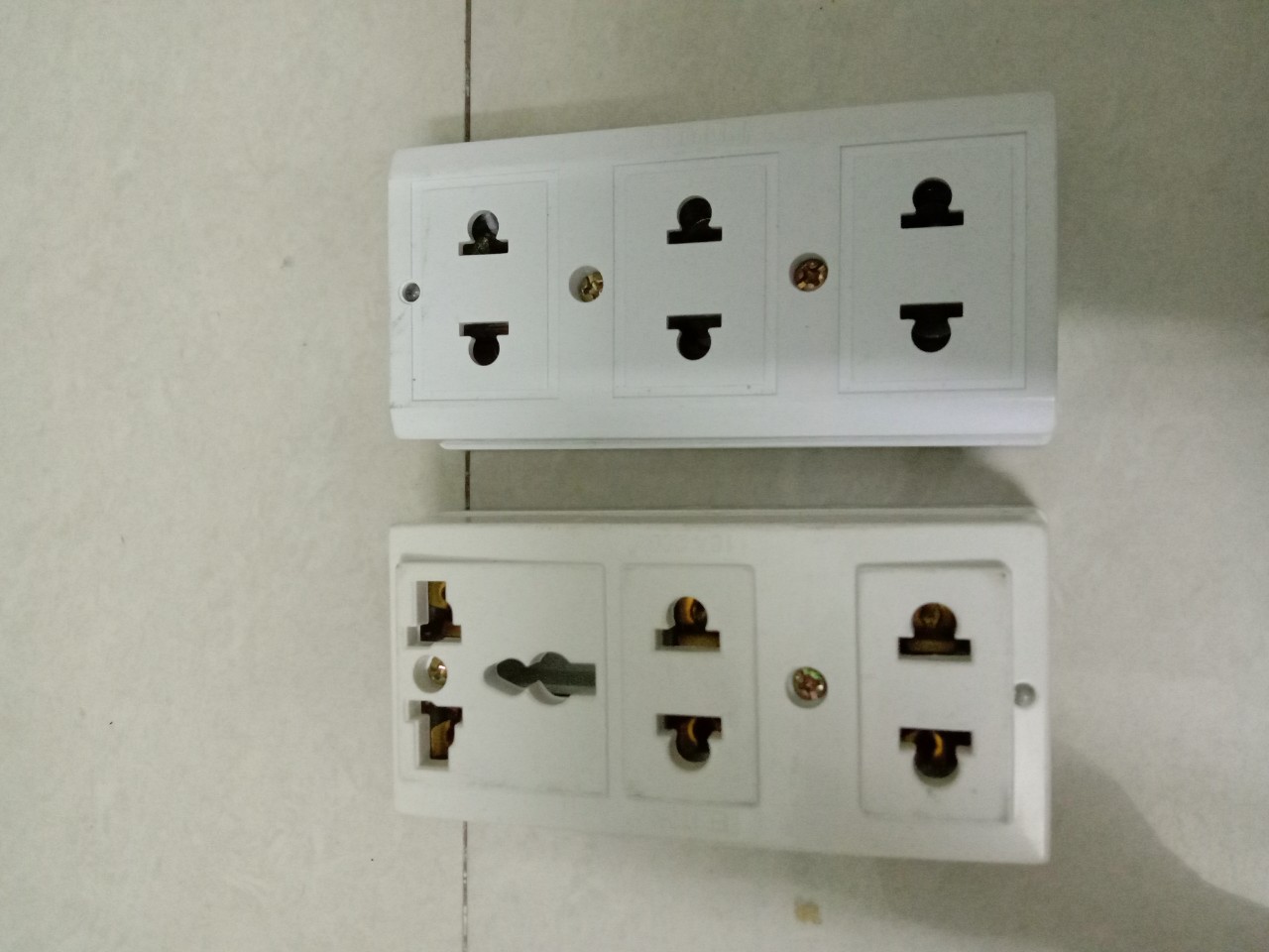 Ổ cắm không dây,ổ cắm điện 3 lổ