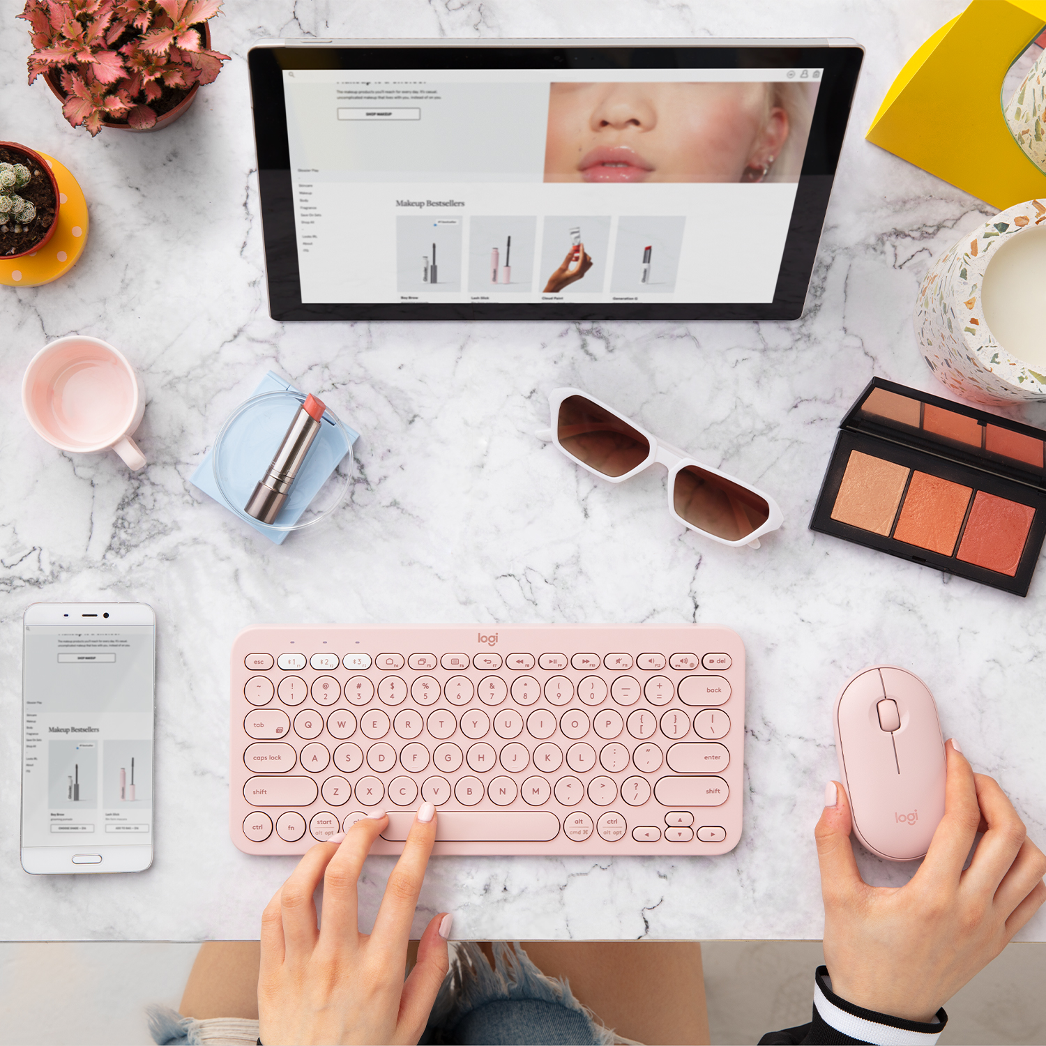 [QUÀ TẶNG KHÔNG BÁN] Chuột không dây Logitech M350 Pebble Mouse