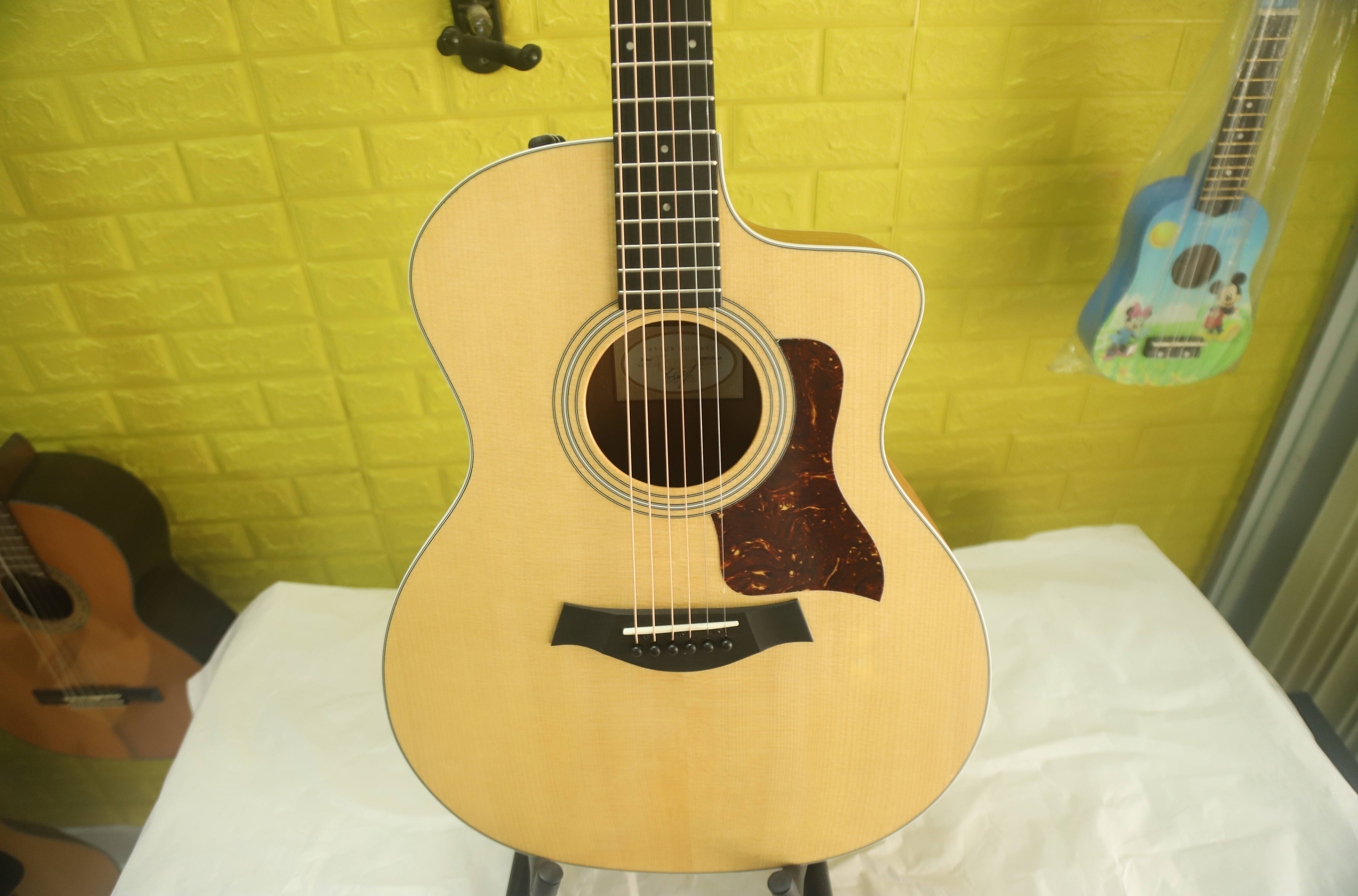 Đàn Guitar Taylor 214CE