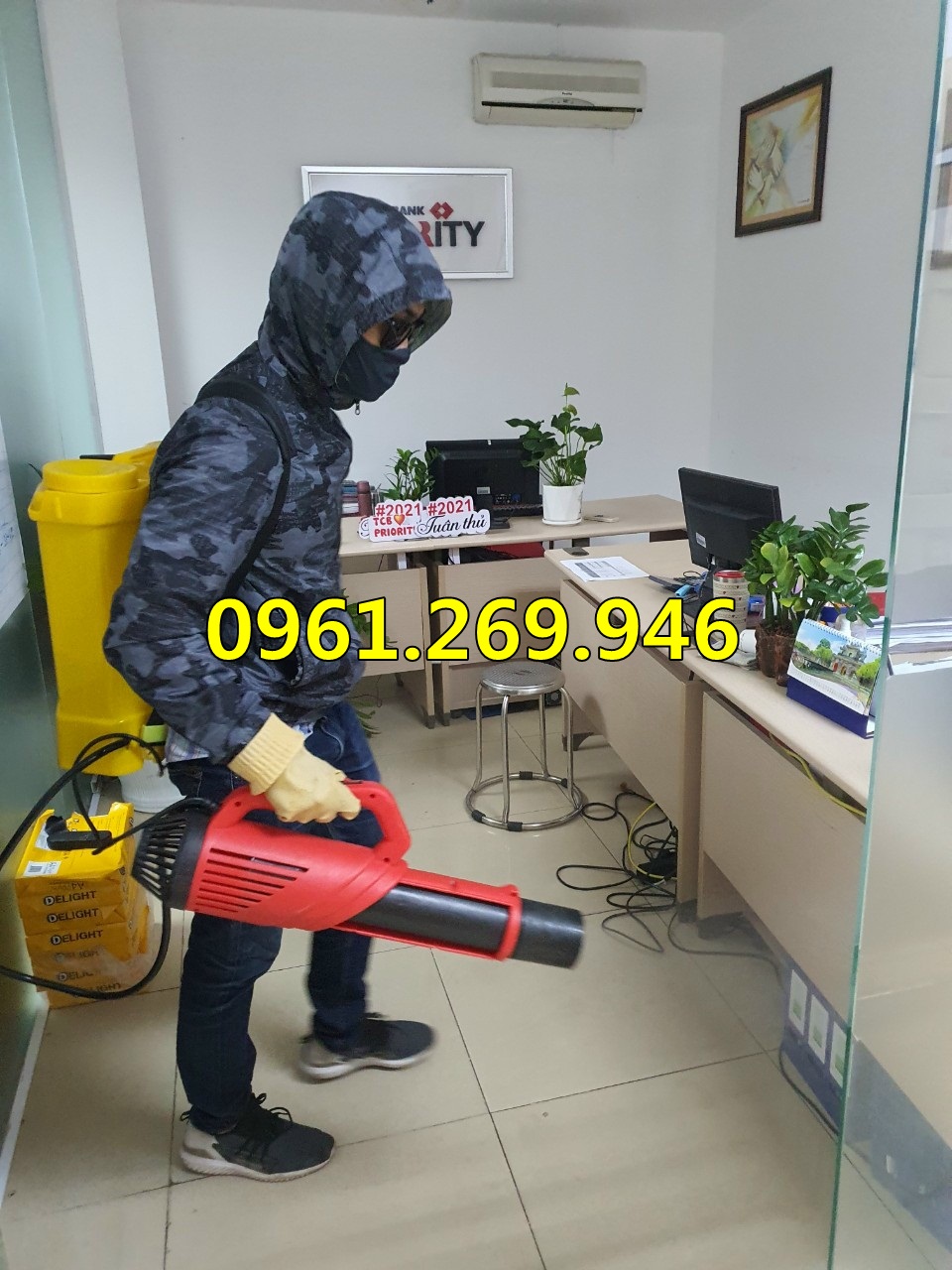 Máy phun sương ULV bằng điện cầm tay bình 20L