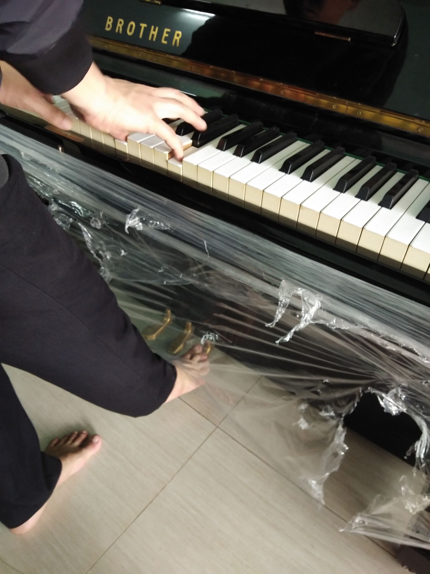 đàn piano cơ giá rẻ
