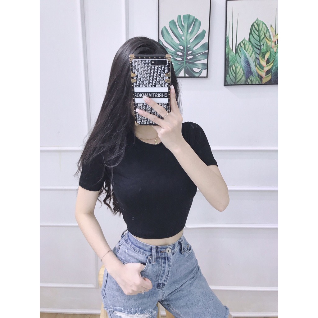 Áo crotop cộc tay cổ tròn thời trang, cá tính