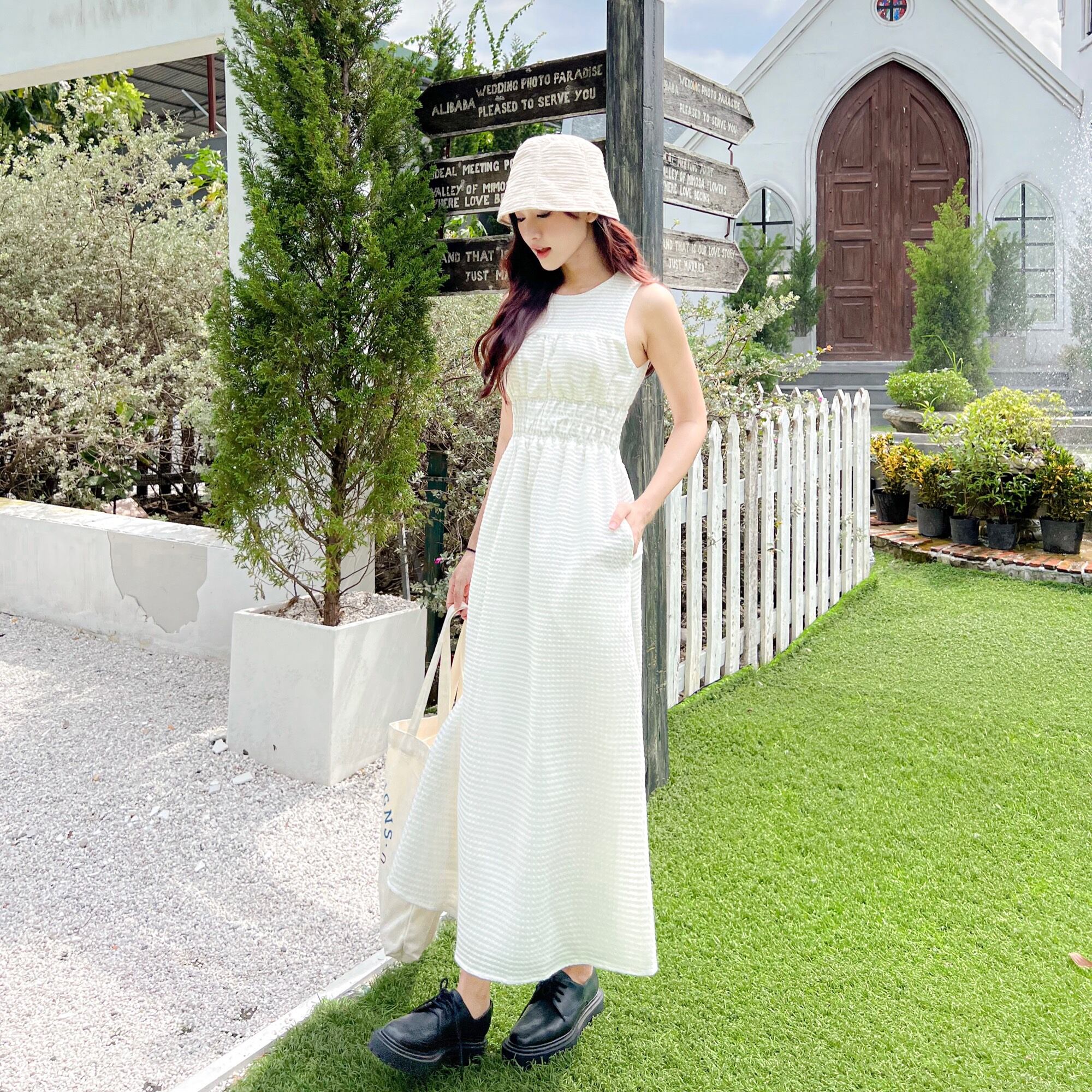 Đầm LAREN - Đầm midi cách điệu ngực
