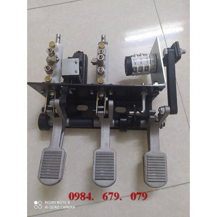 Công tắc đảo chiều 20A máy ra vào lốp hàng chuẩn