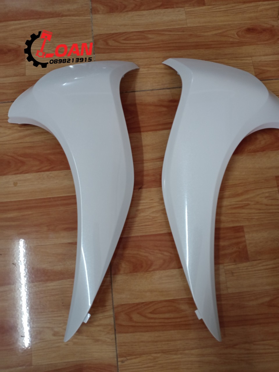 CẶP CÁNH YẾM SH MODE MÀU TRẮNG ĐOI ĐẦU ZIN