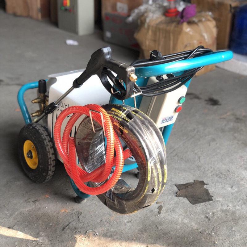 Máy Rửa Xe Bamboo 4Kw 3500PSI (Piston Sứ)