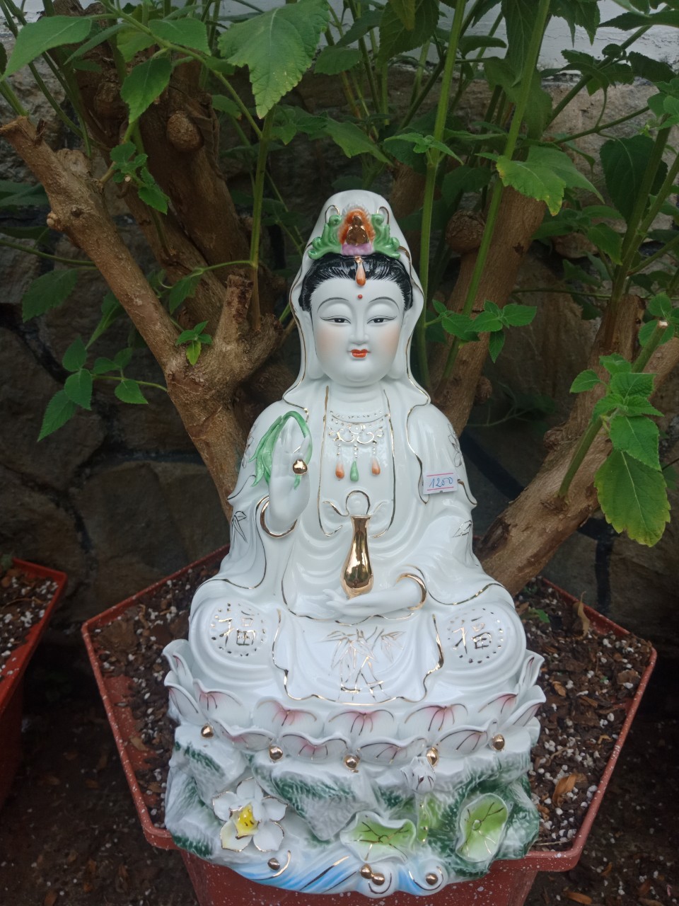 TƯỢNG QUAN ÂM BỒ TÁT