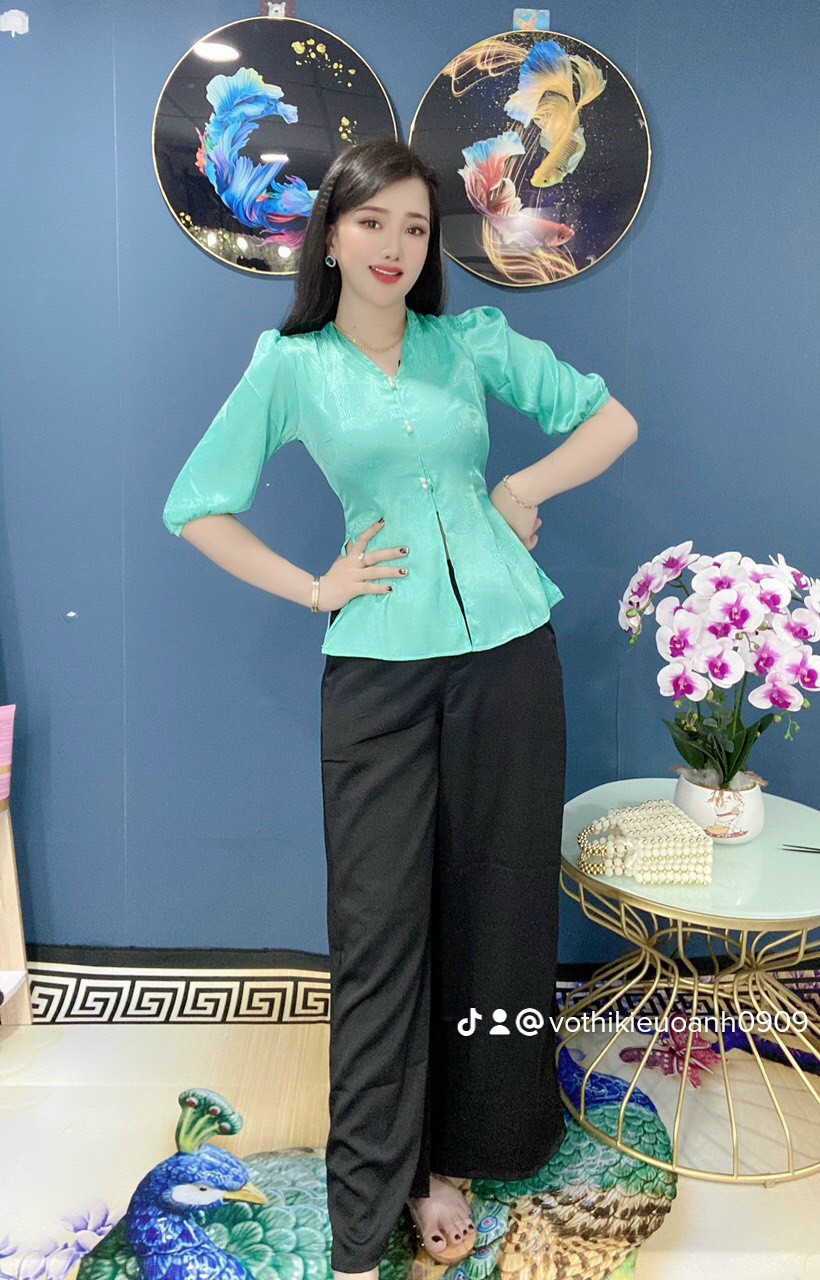 Sét lam nút ngọc