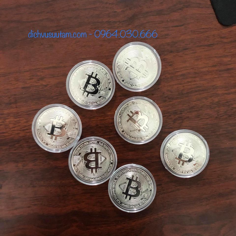 Đồng Bitcoin màu bạc sưu tầm