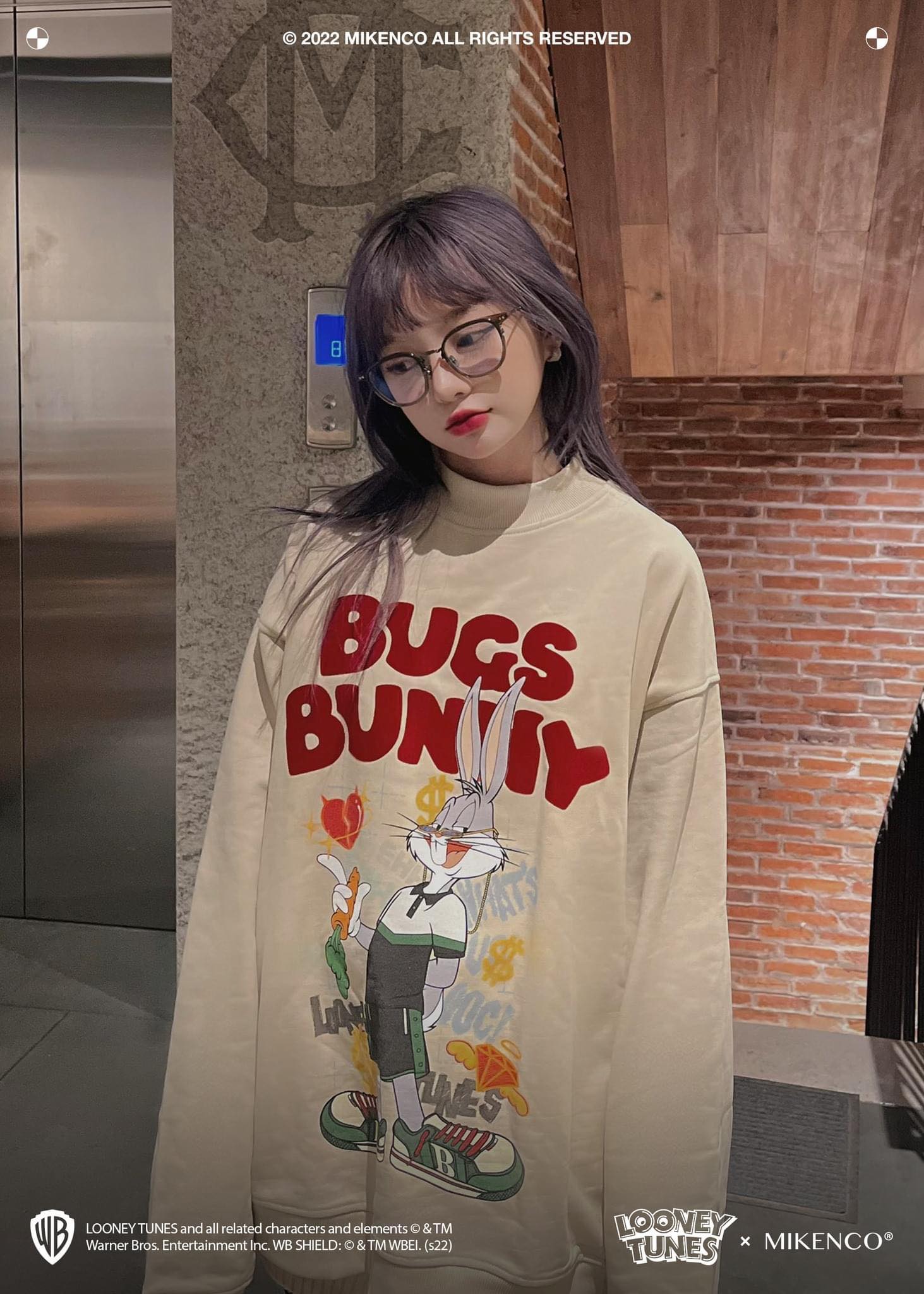 Áo nỉ MIKENCO BUGS BUNNY SWEATER