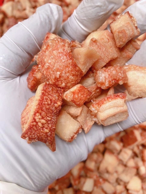 TỐP MỠ THỊT LIỀN DA HEO GIÒN SỐT MỠ HÀNH