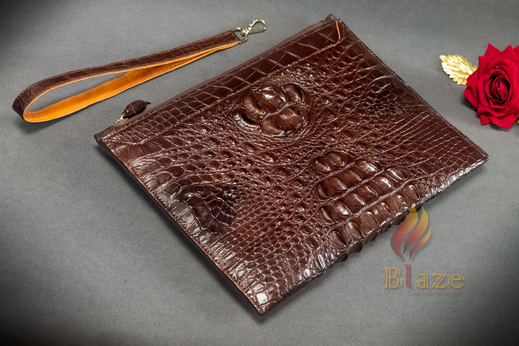 Ví Clutch kẹp nách da cá sấu Blaze