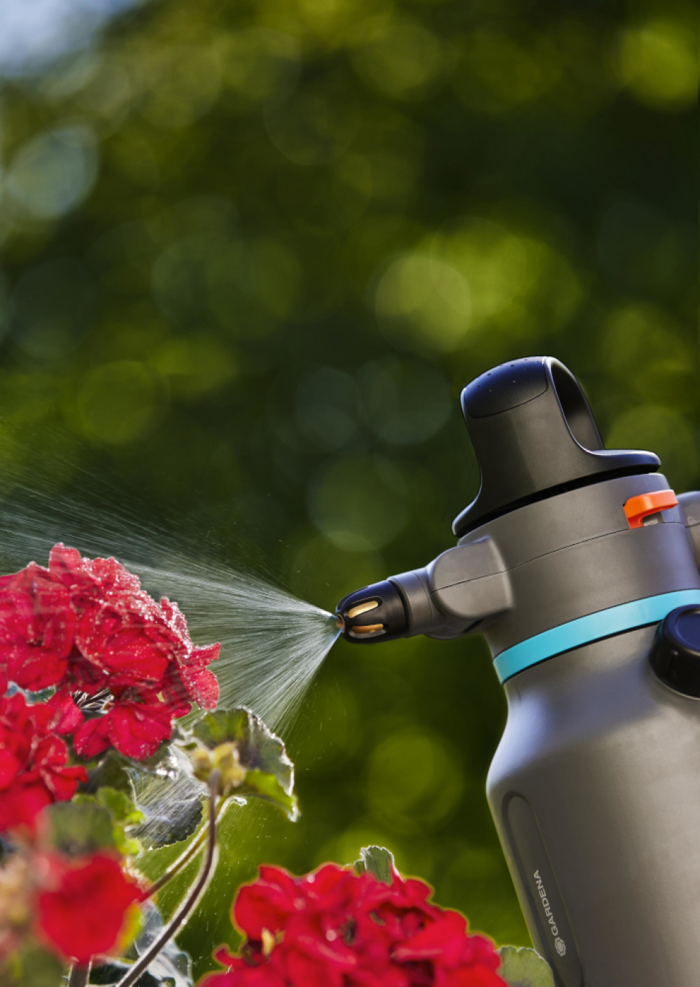 Bình xịt tưới áp suất 1.25 lít (Gardena 11120-20)