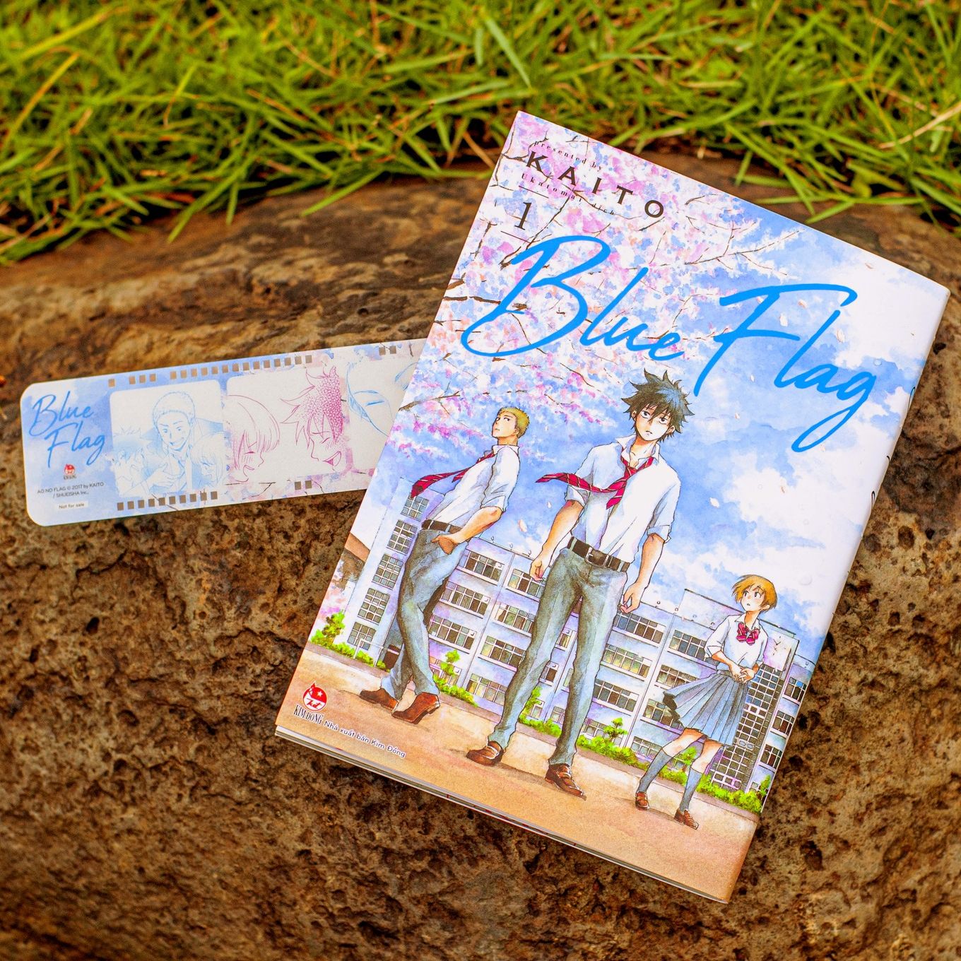 Blue Flag - Tập 1 (Tặng Kèm Bookmark PVC)