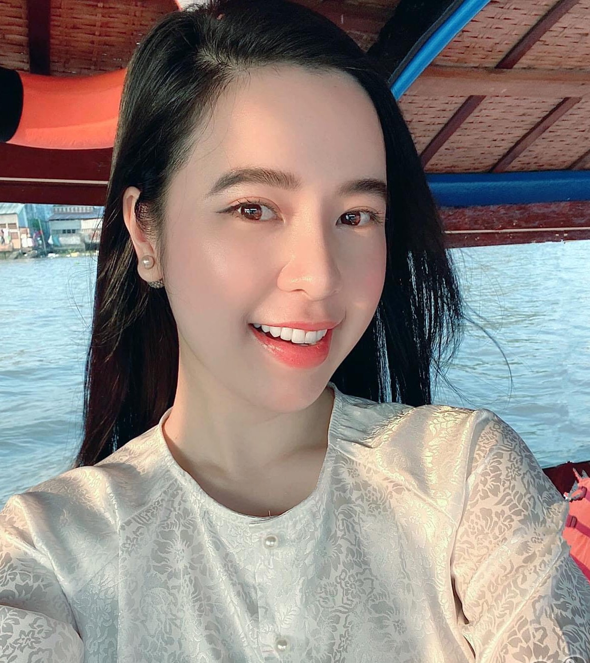 Mẫu bà ba G04 Đồ lam đi chùa