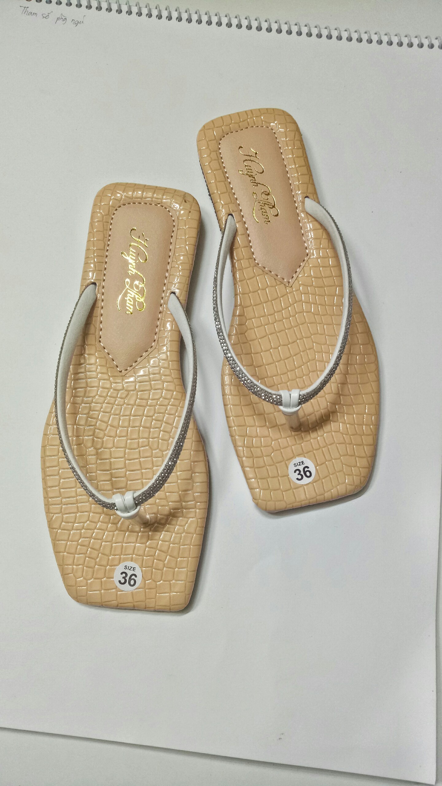 [ HOT] DÉP KẸP NỮ ĐẾ BỆT ĐÍNH ĐÁ CỰC SANG
