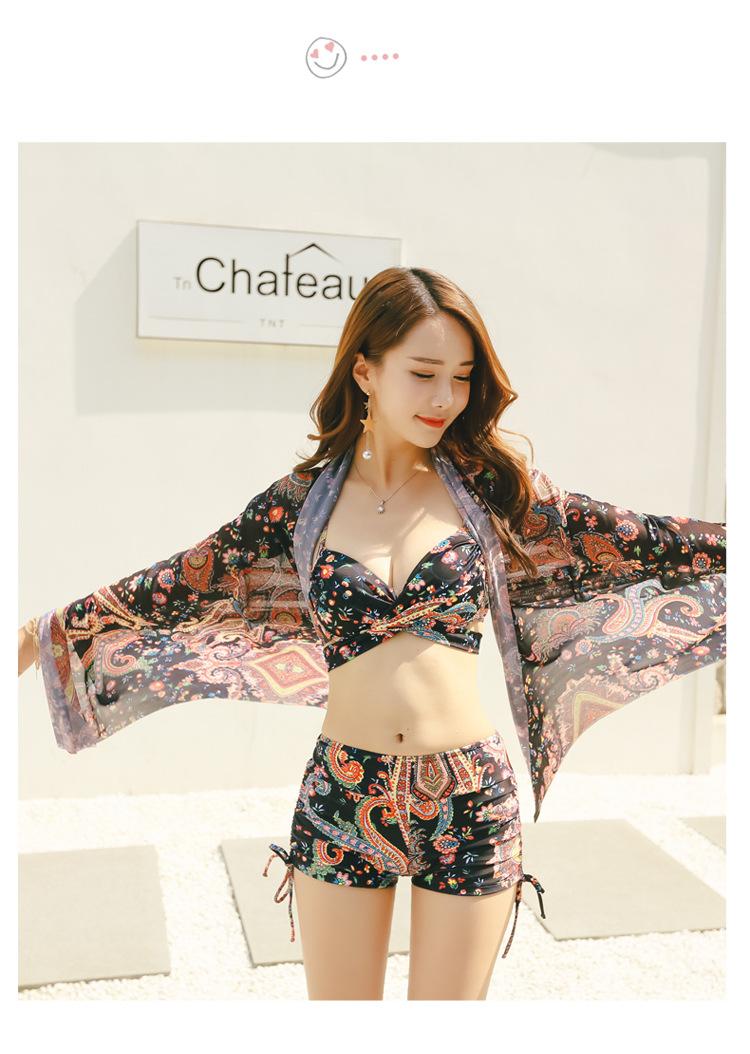 Đồ bơi 3 mảnh kèm khăn choàng M8030