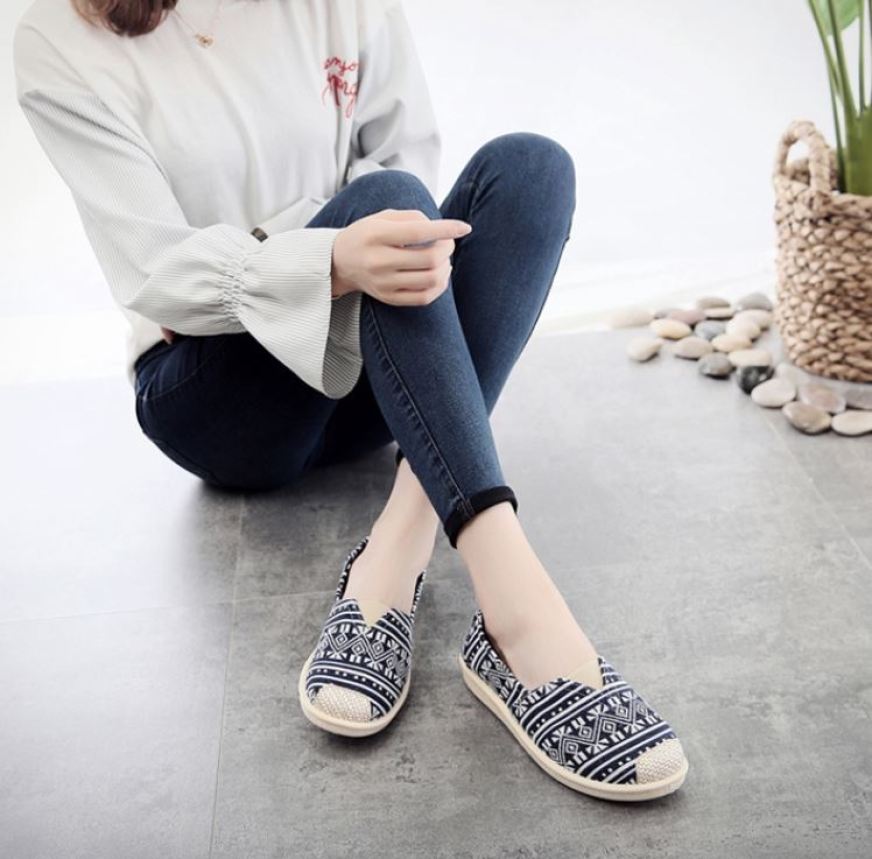 Giầy lười unisex đế cao su phối màu trẻ trung-G032 giá rẻ