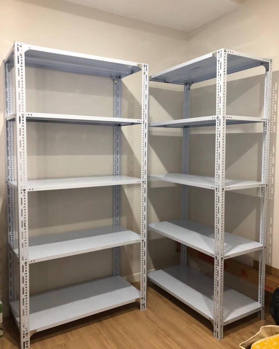 Kệ sắt v lỗ dài 80cm x rộng 30cm cao 1m, 1m2, 1m5, 1m8 đủ số tầng