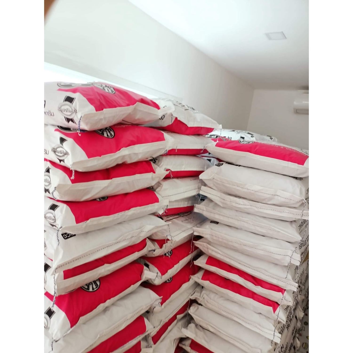 Cỏ Nén Nâu Smartheart Túi Hãng 1Kg