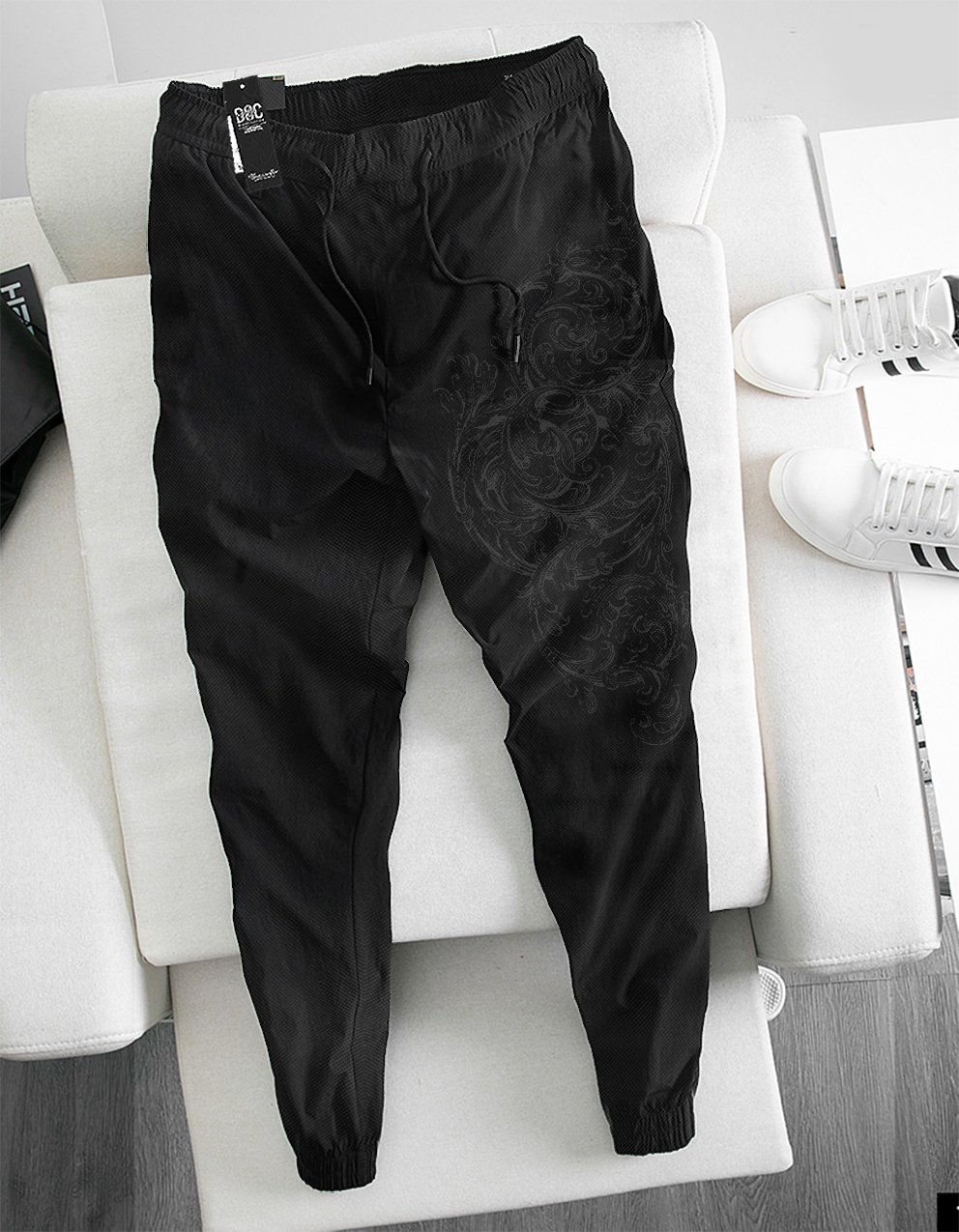 Men's black elastic jogger pants