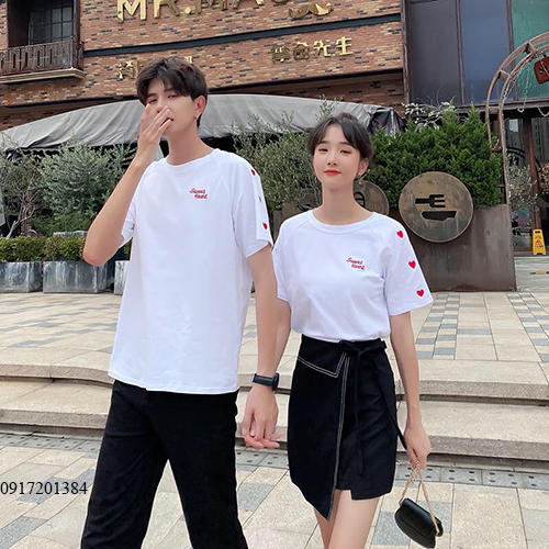 Áo thun đôi nam nữ trắng tay ngắn in tim đỏ