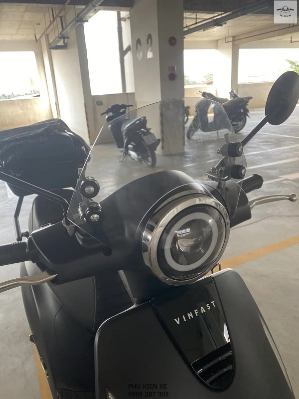 Kính Chắn Gió Cho Xe Vinfast Evo 200 Hàng Đẹp